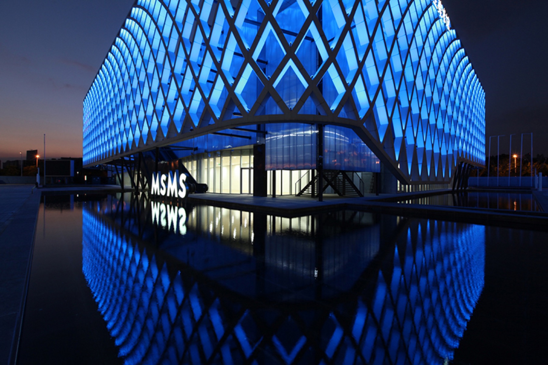 Lighting design work by Frank
