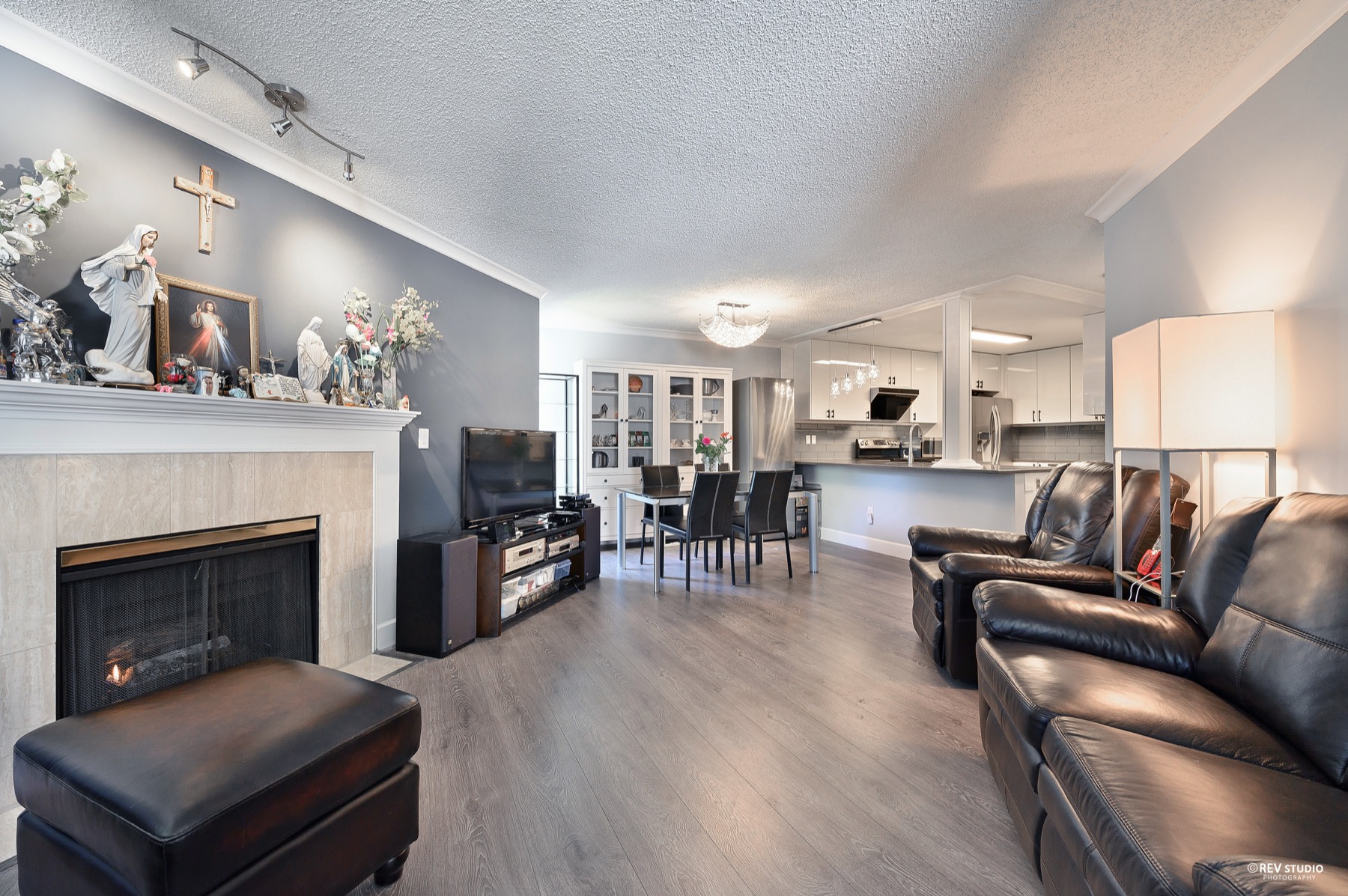 Moffatt Road Residence